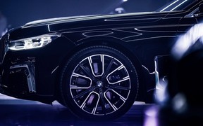 BMW Luxury Class BMW Luxury Class