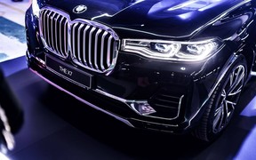 BMW Luxury Class BMW Luxury Class