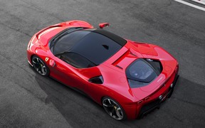 Ferrari SF90 Stradale Ferrari SF90 Stradale