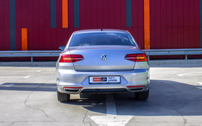 VW Passat exterior