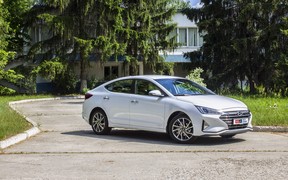 Hyundai Elantra ext2