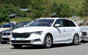 Skoda Octavia spy