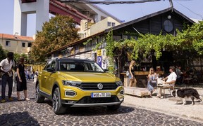 Volkswagen T-Roc Ext Volkswagen T-Roc Ext