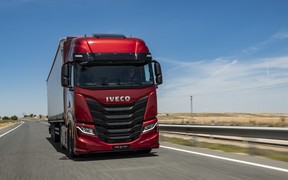 Iveco S-Way ext