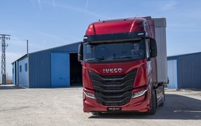 Iveco S-Way ext