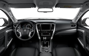 Новий PAJERO SPORT Новий PAJERO SPORT