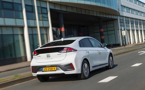 Hyundai Ioniq Hyundai Ioniq