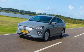 Hyundai Ioniq Hyundai Ioniq