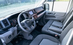 VW Crafter_int