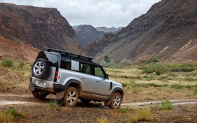 Land Rover Defender Land Rover Defender