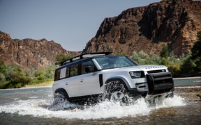 Land Rover Defender Land Rover Defender
