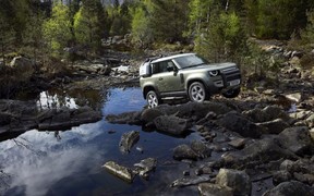 Land Rover Defender