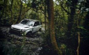 Land Rover Defender Land Rover Defender