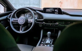 Mazda 3_hatch_int Mazda 3_hatch_int