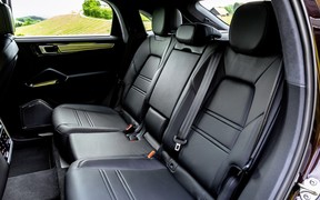 Porsche Cayenne Turbo Coupe interior