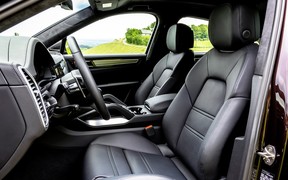 Porsche Cayenne Turbo Coupe interior