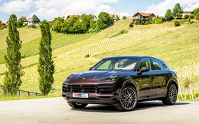 Porsche Cayenne Turbo Coupe