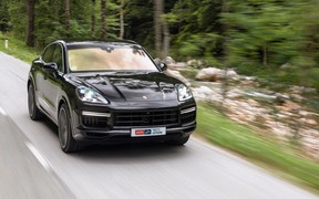 Porsche Cayenne Turbo Coupe