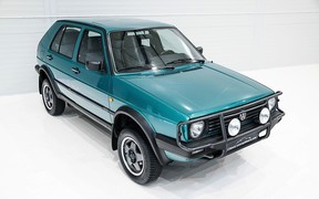 VW Golf Country