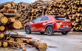 Lexus UX_ext