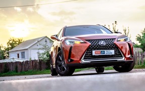 Lexus UX_ext