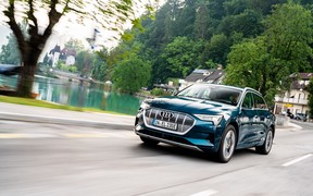 Audi E-tron Ext