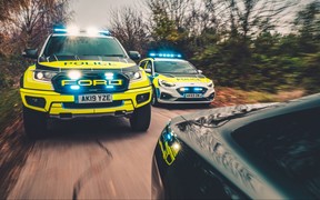Полицейские авто Полицейские авто