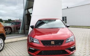SEAT Leon Cupra SEAT Leon Cupra