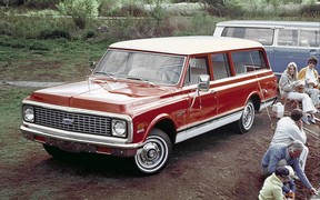 Chevrolet Suburban  Hist