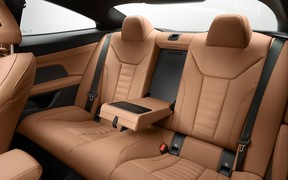 BMW 4 Series int BMW 4 Series int