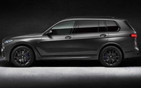 BMW X7 Dark BMW X7 Dark