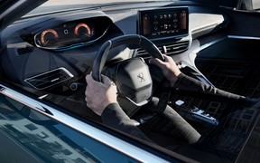 Peugeot 5008 ин Peugeot 5008 ин