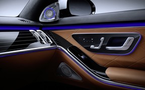 Mercedes Benz S-Class ин Mercedes Benz S-Class ин