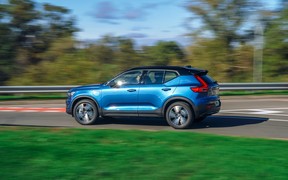 XC40_ext