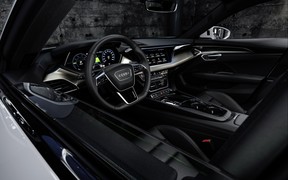 Audi e-tron GT ин ин