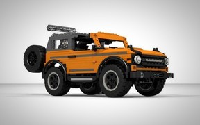 Ford Bronco LEGO