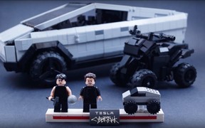 Tesla Cybertruck LEGO