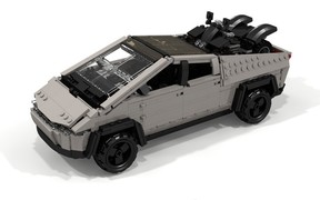 Tesla Cybertruck LEGO