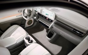 Ioniq 5 ин Ioniq 5 ин