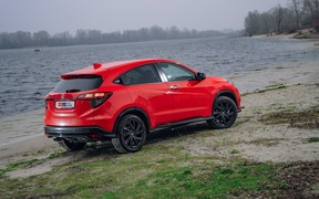 HR-V_ext