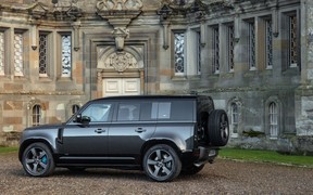 Land Rover Defender V8 Land Rover Defender V8