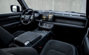Land Rover Defender V8 ин Land Rover Defender V8 ин