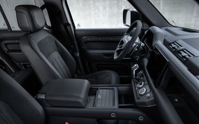 Land Rover Defender V8 ин Land Rover Defender V8 ин
