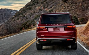 Jeep Wagoneer Ext