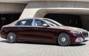 Mercedes-Maybach S-Class V12