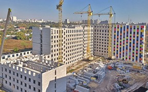 «Воробьевы Горы на Полях-3» завершают покраск «Воробьевы Горы на Полях-3» завершают покраск