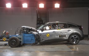 Citroen C4 crash Citroen C4 crash