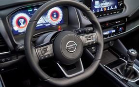 Qashqai_INT Qashqai_INT