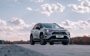 RAV4_PHEV_ext