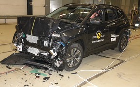 KIA Sportage crash KIA Sportage crash